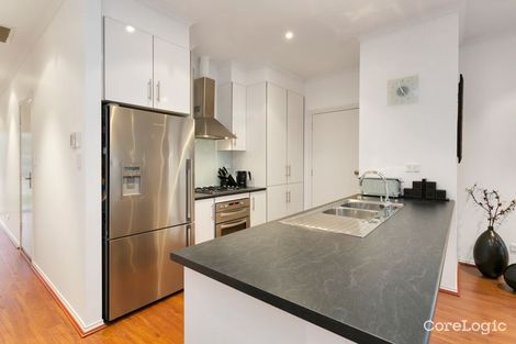 33 Tiparra Ave, Park Holme, SA 5043