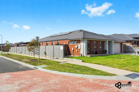 Property photo of 10 Baker Street Lang Lang VIC 3984