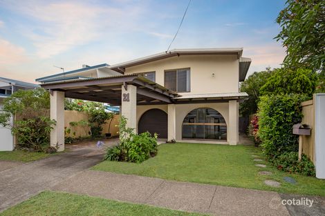 21 Sixth Ave, Palm Beach, QLD 4221