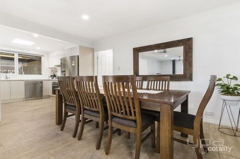 Property photo of 31 Tamar Drive Melton South VIC 3338
