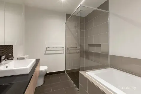 Property photo of 3 Fleur Lane Doncaster VIC 3108