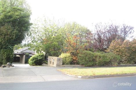 2/27 Hillside Ave, Dandenong North, VIC 3175