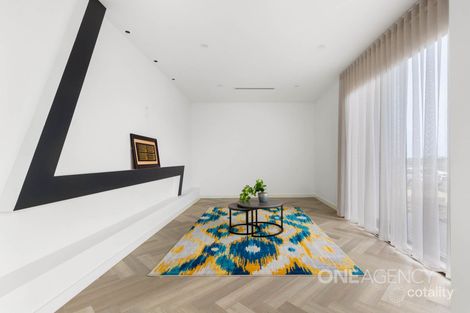 Property photo of 13 Eaglehawk Street Sunbury VIC 3429