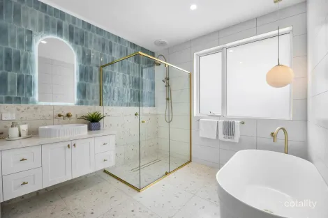Property photo of 42 Hurst Drive New Gisborne VIC 3438
