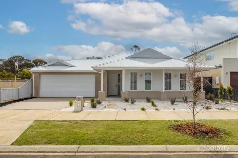 Property photo of 42 Hurst Drive New Gisborne VIC 3438