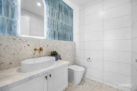 Property photo of 42 Hurst Drive New Gisborne VIC 3438