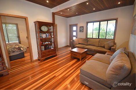 Property photo of 25 Edward Street Urangan QLD 4655