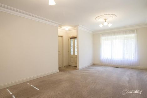 Property photo of 11 Piccadilly Close Greensborough VIC 3088