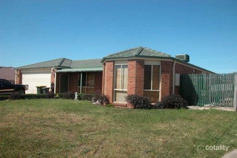 15 Whiting Ct, Skye, VIC 3977