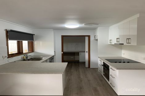 Property photo of 1 Willow Court Traralgon VIC 3844