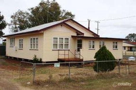 31 Cribb St, Oakey, QLD 4401