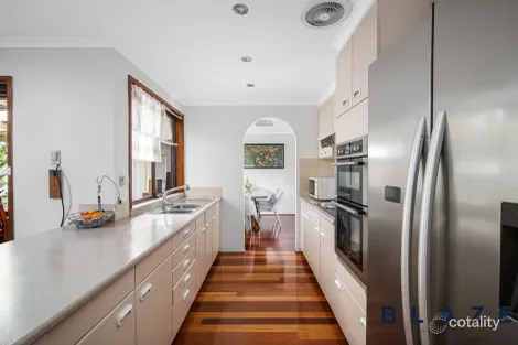 Property photo of 28 Saxonvale Crescent Edensor Park NSW 2176