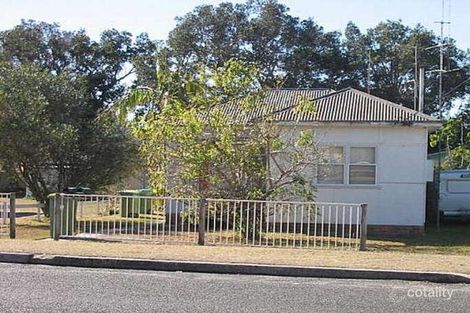 14 Warrigal St, The Entrance, NSW 2261