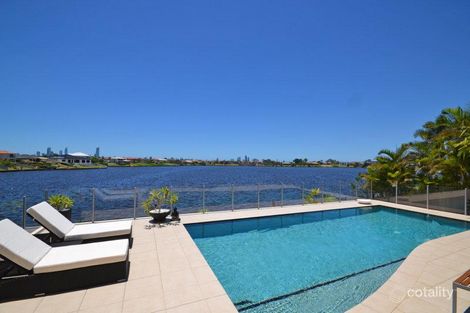Property photo of 82 Sir Bruce Small Boulevard Benowa QLD 4217