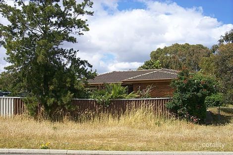 9 Erpingham Rd, Hamilton Hill, WA 6163