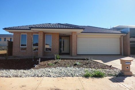 Property photo of 14 Oysterbay Chase Point Cook VIC 3030