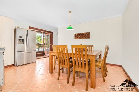 Property photo of 6 Peppin Place Deepdale WA 6532