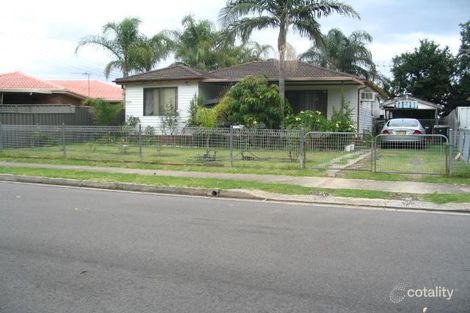 14 Rhondda St, Smithfield, NSW 2164