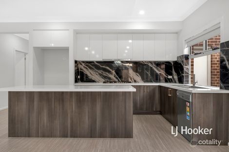 Property photo of 5 Pointer Avenue Wyndham Vale VIC 3024