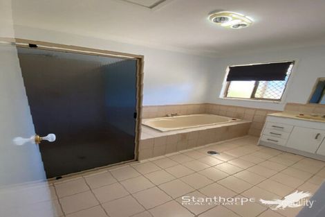 Property photo of 8 Pioneers Parade Stanthorpe QLD 4380