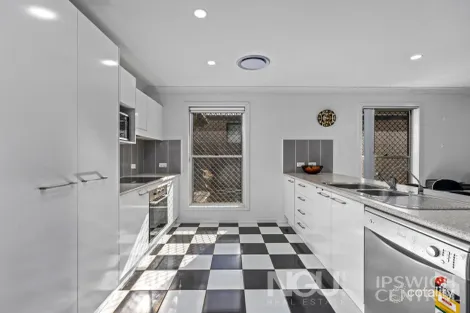 Property photo of 33 Innes Crescent Bundamba QLD 4304