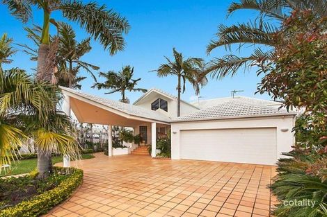 Property photo of 26 Cabana Boulevard Benowa QLD 4217