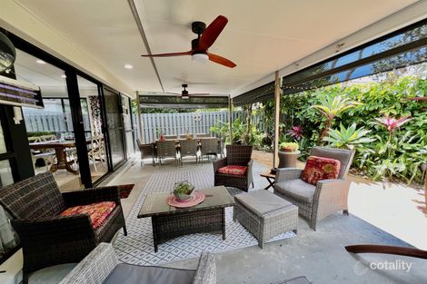 Property photo of 22 Blackwattle Circuit Arundel QLD 4214