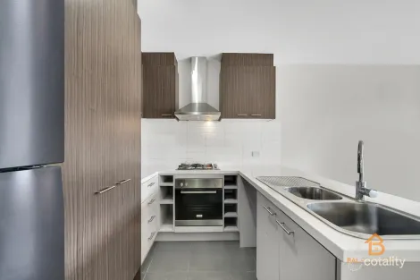 Property photo of 20/5 Thomas Carr Drive Tarneit VIC 3029