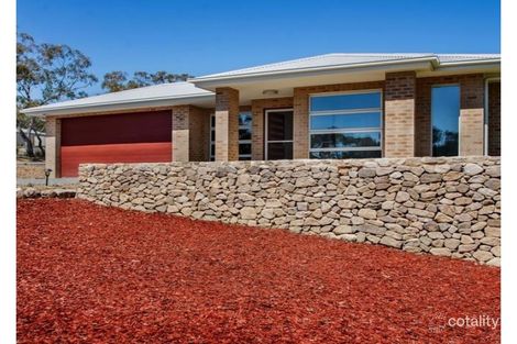 Property photo of 25 Hakea Close Tallong NSW 2579