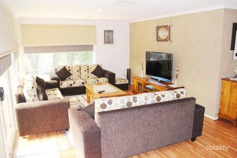 Property photo of 35 McKeown Crescent Roxburgh Park VIC 3064