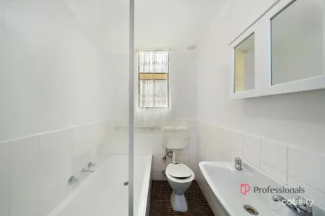 Property photo of 4/168 Greenacre Road Bankstown NSW 2200