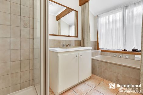 Property photo of 9 Wallara Road Werribee VIC 3030