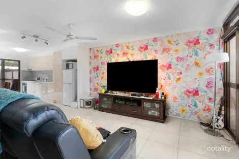 Property photo of 2/49 Pattison Street Wandal QLD 4700