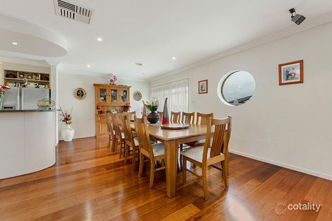 Property photo of 8 Clitheroe Green Derrimut VIC 3026
