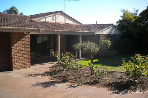 Property photo of 39 Richardson Arcade Winthrop WA 6150