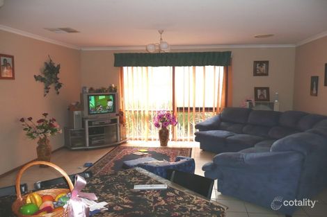 Property photo of 1 Bellbird Court Werribee VIC 3030