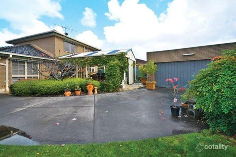 Property photo of 4 Kiewa Crescent Keilor VIC 3036