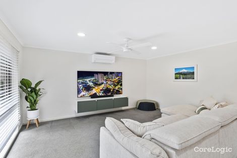 Property photo of 28 Open Drive Arundel QLD 4214