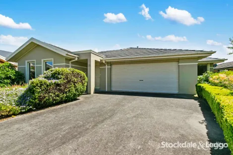 Property photo of 11 Le Grange Traralgon VIC 3844