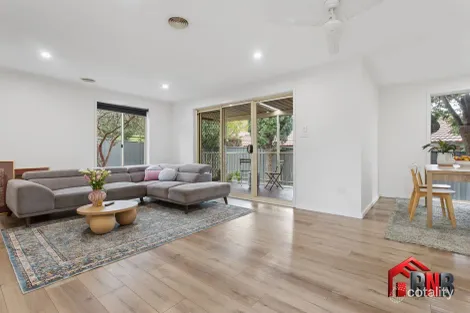 2/14 Harry Hopman Cct, Gordon, ACT 2906