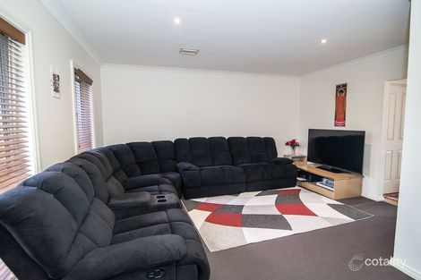 Property photo of 35 Grassland Avenue Coburg VIC 3058