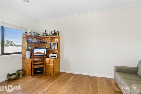 Property photo of 2/82 Rickards Avenue North Knoxfield VIC 3180