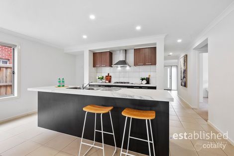 Property photo of 29 Postema Drive Point Cook VIC 3030