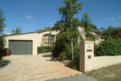 Property photo of 18 Valley View Crescent Berwick VIC 3806