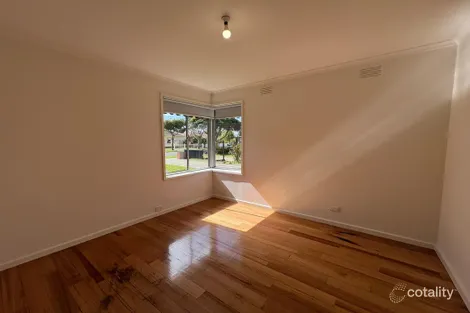 Property photo of 9 Carol Grove Tullamarine VIC 3043