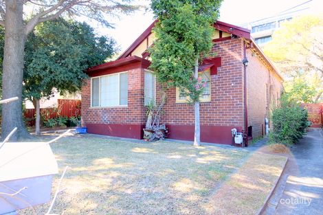 Property photo of 12 Kanoona Avenue Homebush NSW 2140