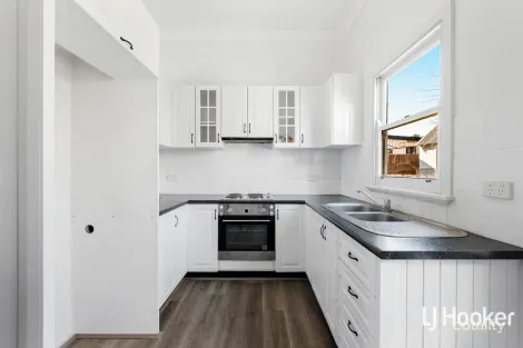 Property photo of 14 Railway Terrace Riverstone NSW 2765