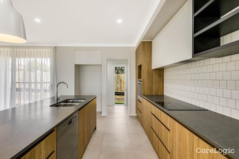 Property photo of 19 Moncrieff Close Middle Ridge QLD 4350