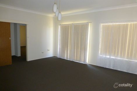 Property photo of 2 Wattle Street Parkes NSW 2870