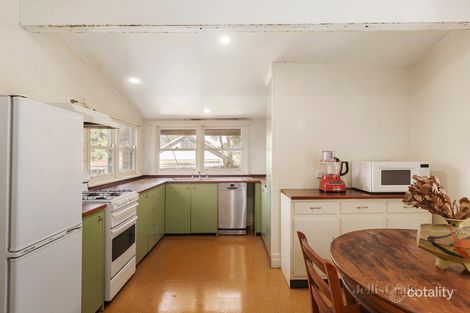 Property photo of 4 Newham Grove Ormond VIC 3204
